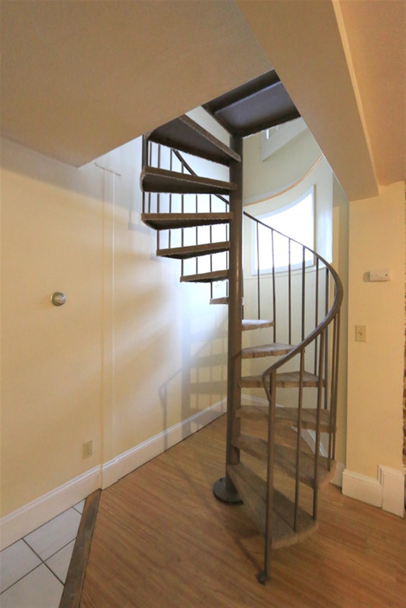 Building Photo - 12 Mount Auburn St