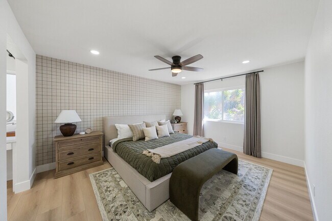 Building Photo - 2636 Vista Del Oro