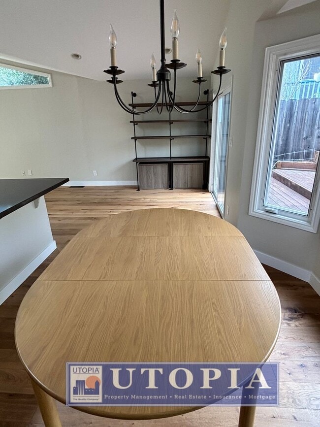 Building Photo - Bright Sunny 3-Bedroom House in Rio Del Mar