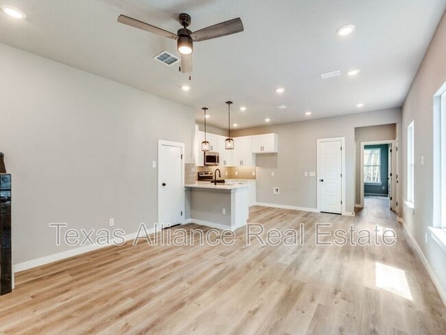 Building Photo - 3628 Frazier Ct