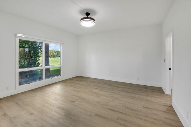 Building Photo - 7884 Seville Pl