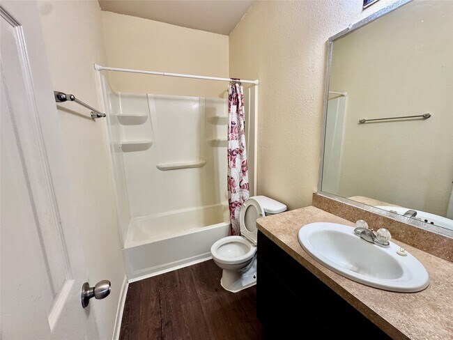 Building Photo - 3302 Allington Ct