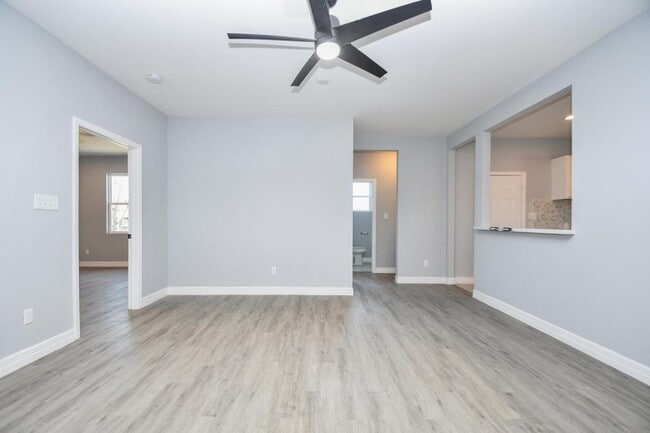 Building Photo - 10322 Rancho Bernardo Ln