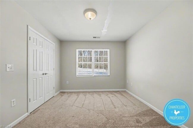 Building Photo - 1041 W Barton St