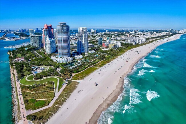 Building Photo - 1331 Lincoln Rd