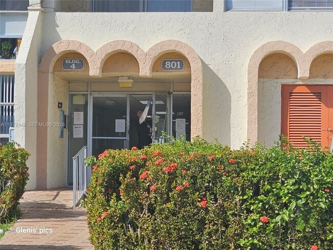 Building Photo - 801 Three Islands Boulevard