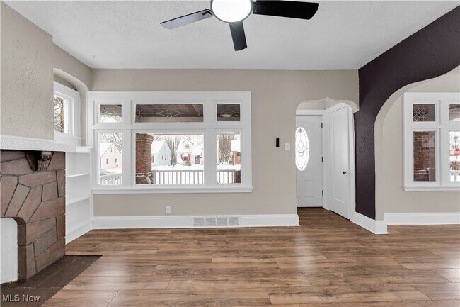 Building Photo - 17604 Mapleboro Ave