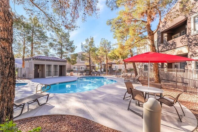 Building Photo - 5250 S Rainbow Blvd