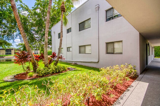 Building Photo - 15090 Ashland Pl