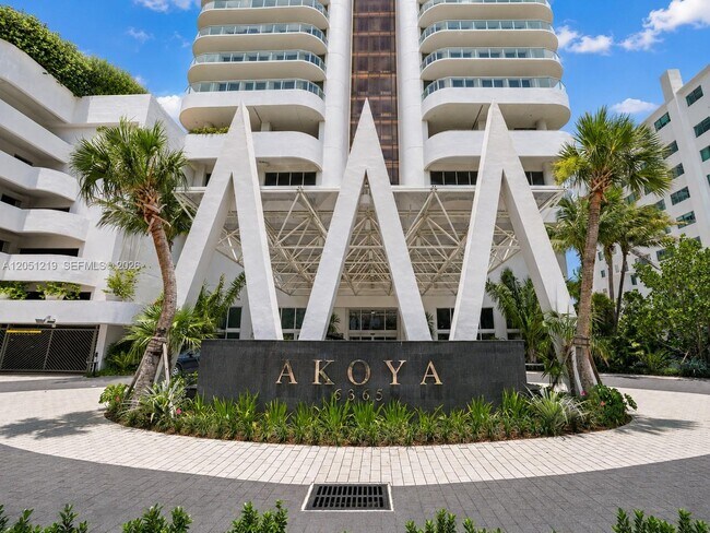 Building Photo - 6365 Collins Ave