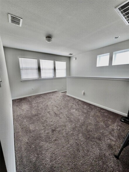 Building Photo - 10712 Blacket Dr