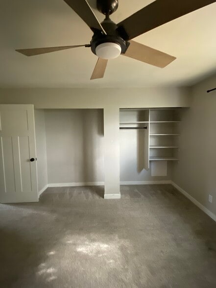 Building Photo - 640 S Sunset Dr