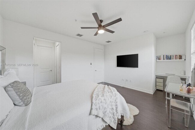 Building Photo - 11349 SW 14th St