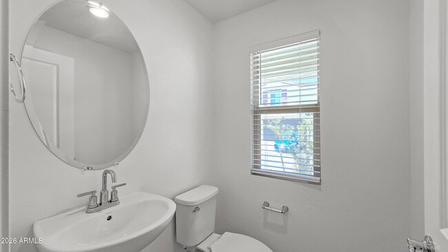 Building Photo - 3349 S 179th Dr