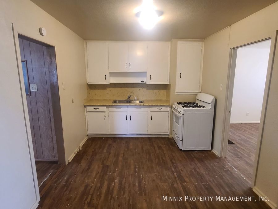 Building Photo - 3606 Tanner Dr