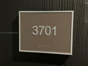 Building Photo - 1850 S Ocean Dr