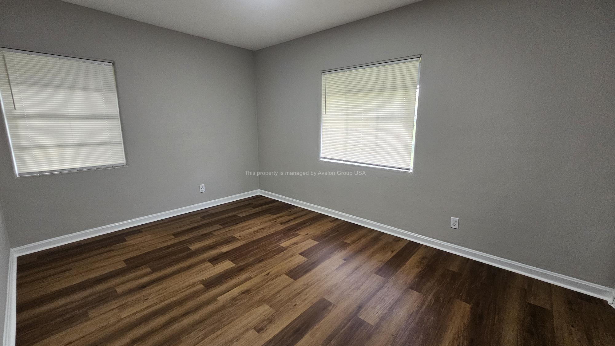 Building Photo - 1341 Hollyhock Cir E