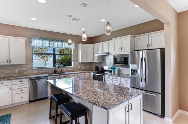 Building Photo - 20281 Corkscrew Shores Blvd