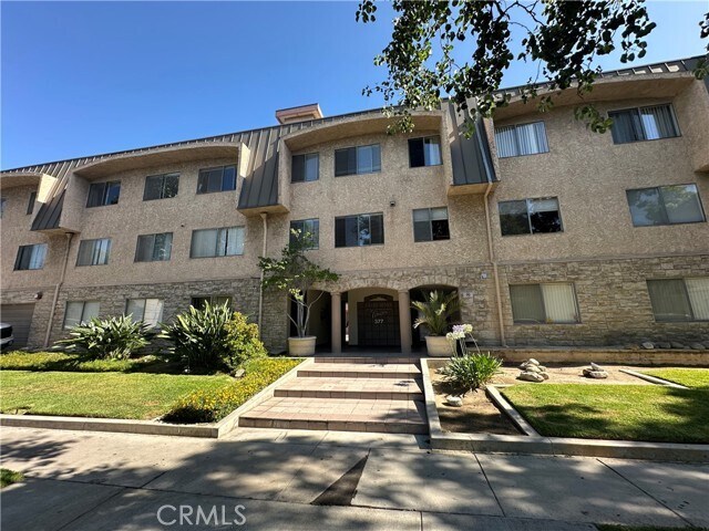 Building Photo - 377 W California Ave