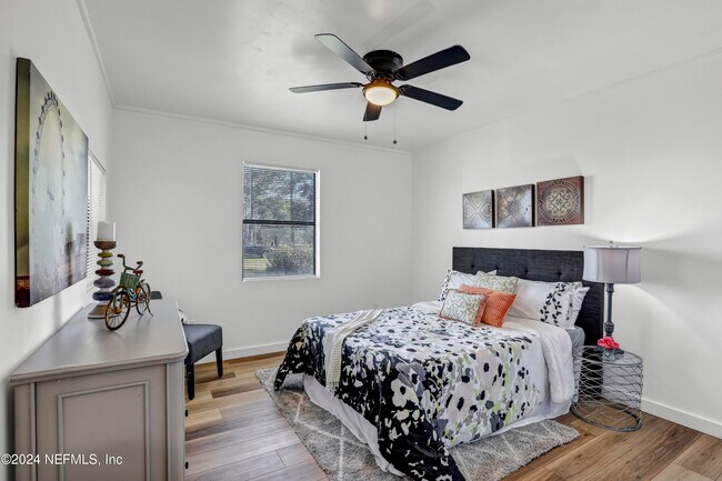 Building Photo - 54221 Cravey Rd