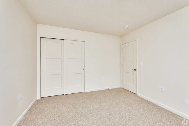 Building Photo - 2023 Louie Ln