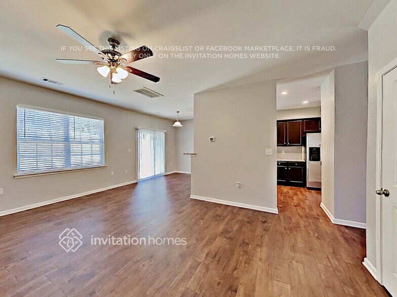 Building Photo - 108 Rippling Water Dr