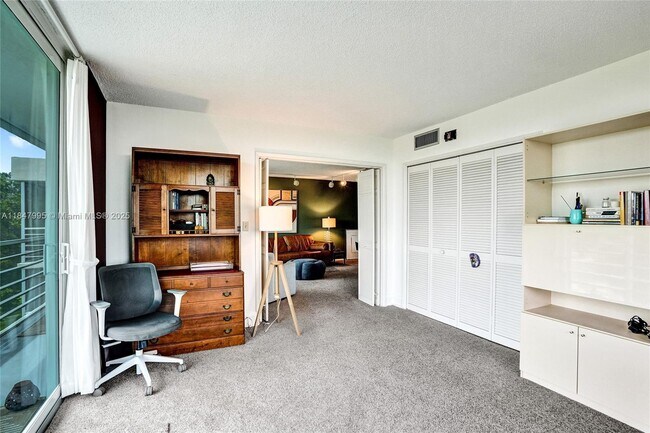 Building Photo - 805 Cypress Blvd