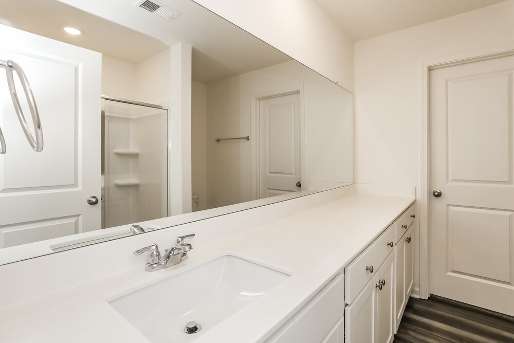 Building Photo - 7651 Saffron Ave