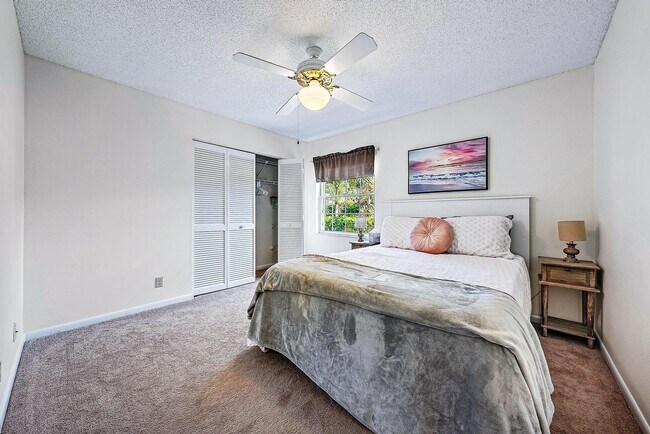 Building Photo - 1528 Ocean Dunes Cir