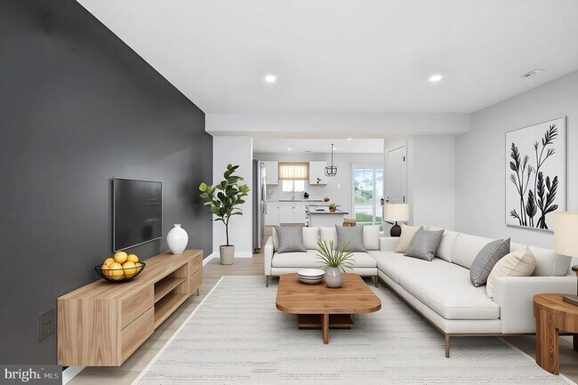 Building Photo - 7233 Statesman Blvd