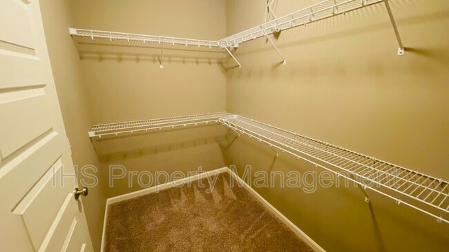 Building Photo - 3907 Charleston Ln