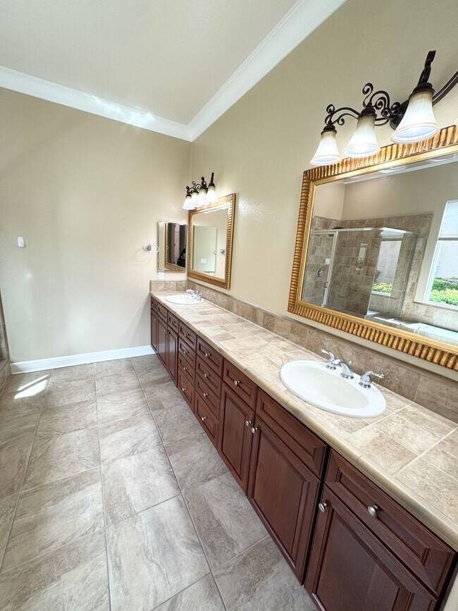 Building Photo - Sun City Lincoln Hills Active Adult Community Three Bedroom Three Car Garage SEE VIDEO