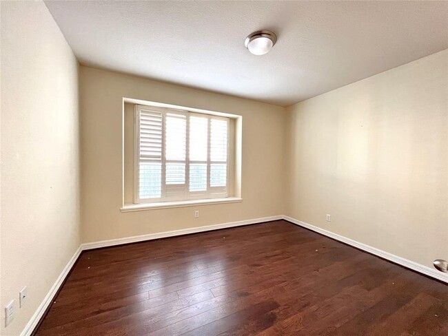 Building Photo - 5307 Riverstone Crossing Dr