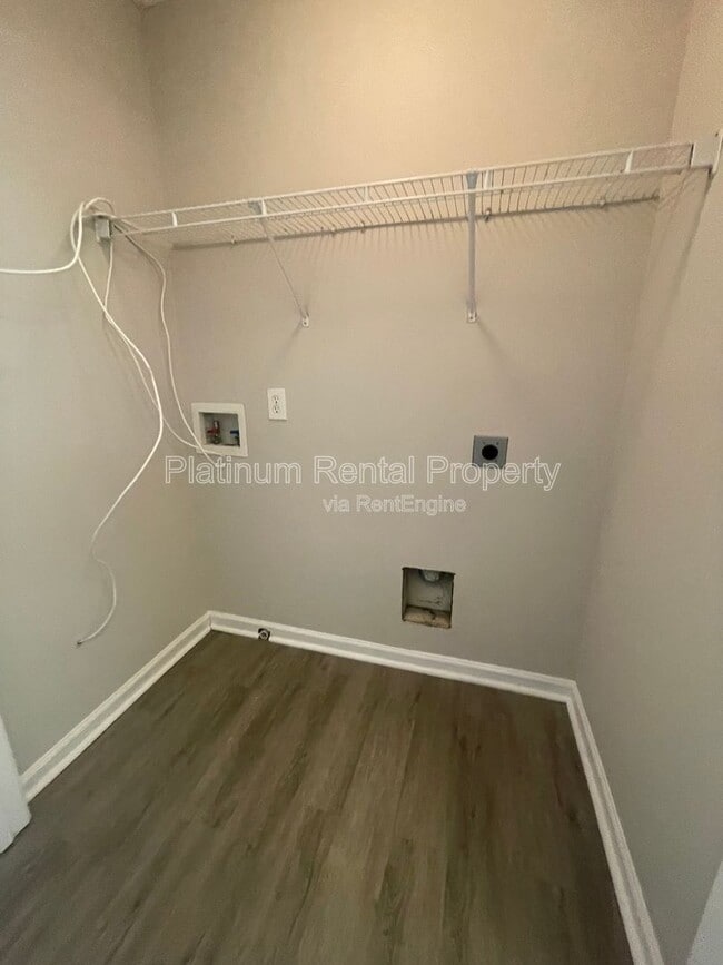 Building Photo - 2355 Bigwood Trail