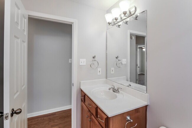 Building Photo - 50 Willow Crest Cove