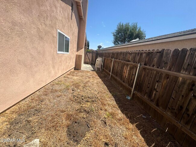 Building Photo - 2687 Danton Pl