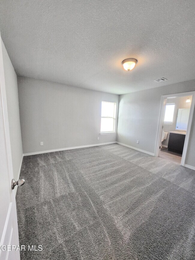 Building Photo - 14384 Star Cactus Ave