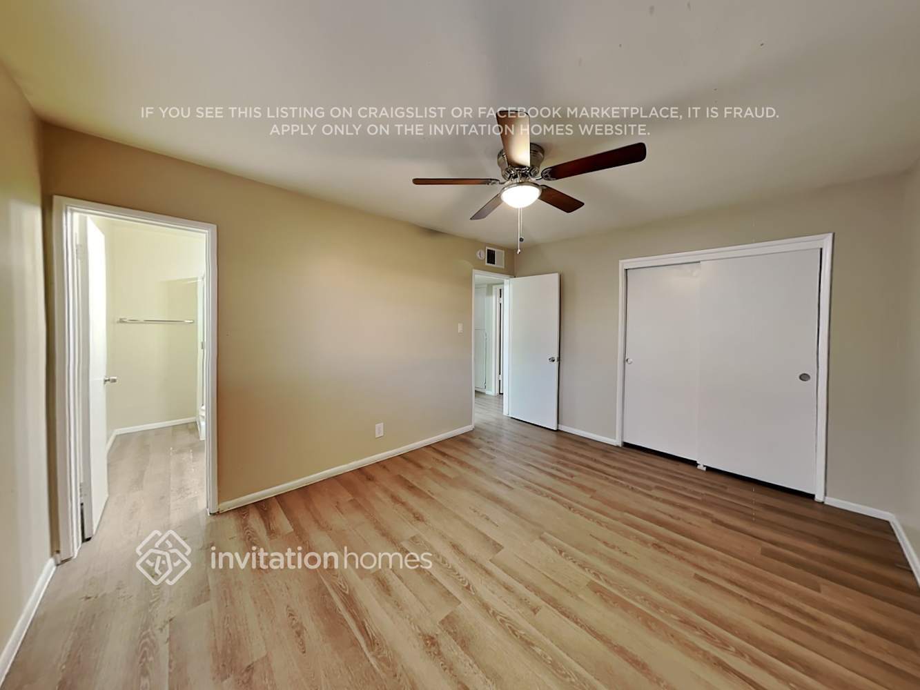 Building Photo - 1816 S Parkside Dr