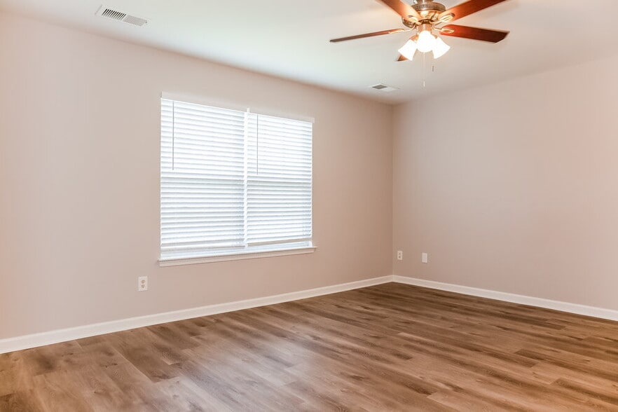 Building Photo - 5109 Livermore Ln