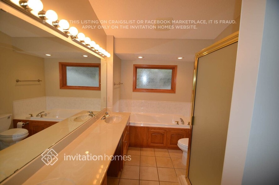 Building Photo - 11636 Evergreen St NW