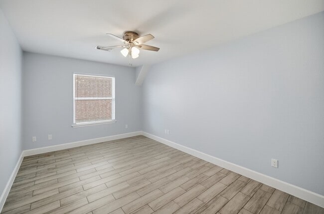 Building Photo - 3116 Creek Bank Ln