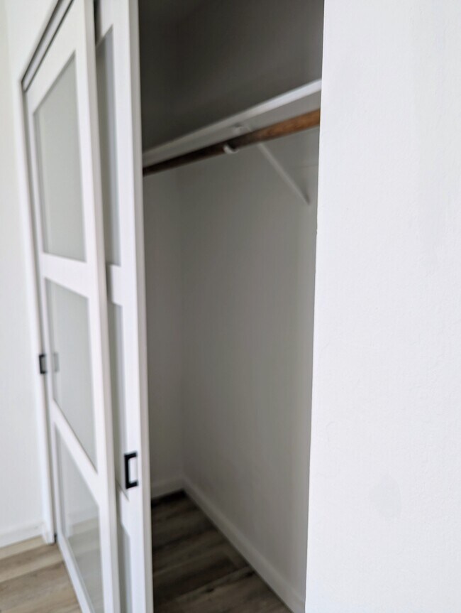 Building Photo - 32nd Ave