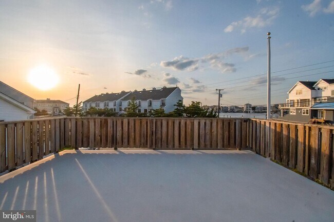 Building Photo - 100 Sheridan Square