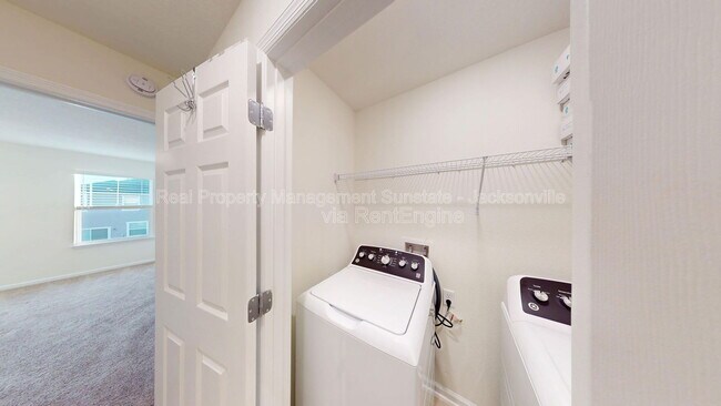 Building Photo - 7675 Merchants Way