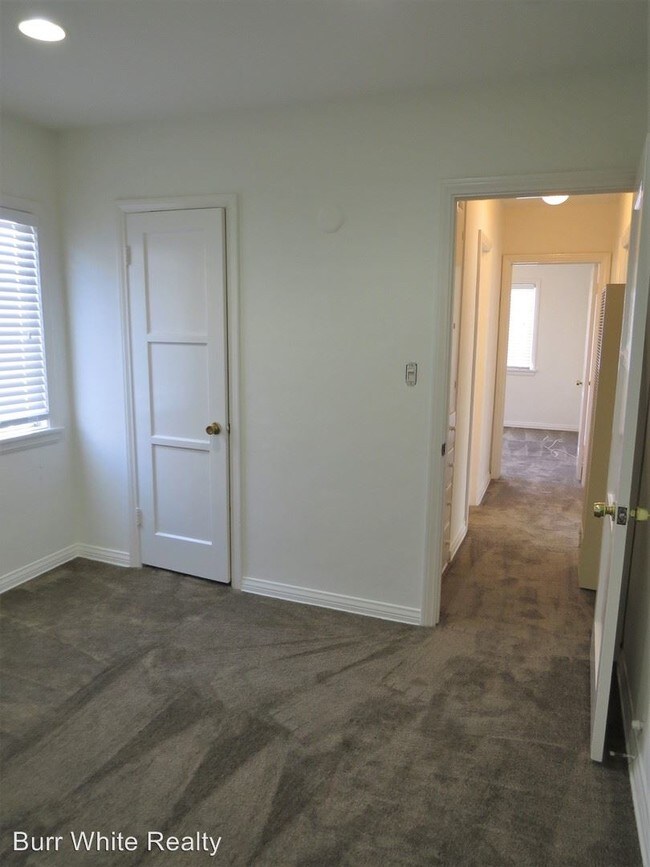 Building Photo - 1430 Ocean Ave