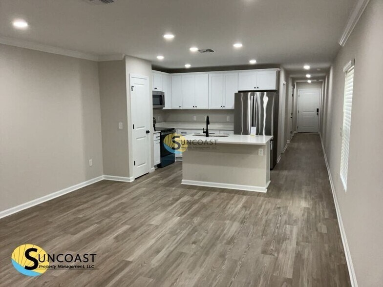 Building Photo - 2630 Kohn Rd