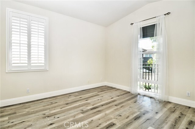 Building Photo - 165 Stepping Stone