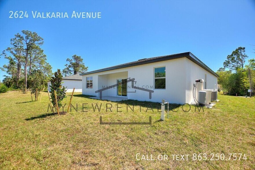 Building Photo - 2624 Valkaria Ave