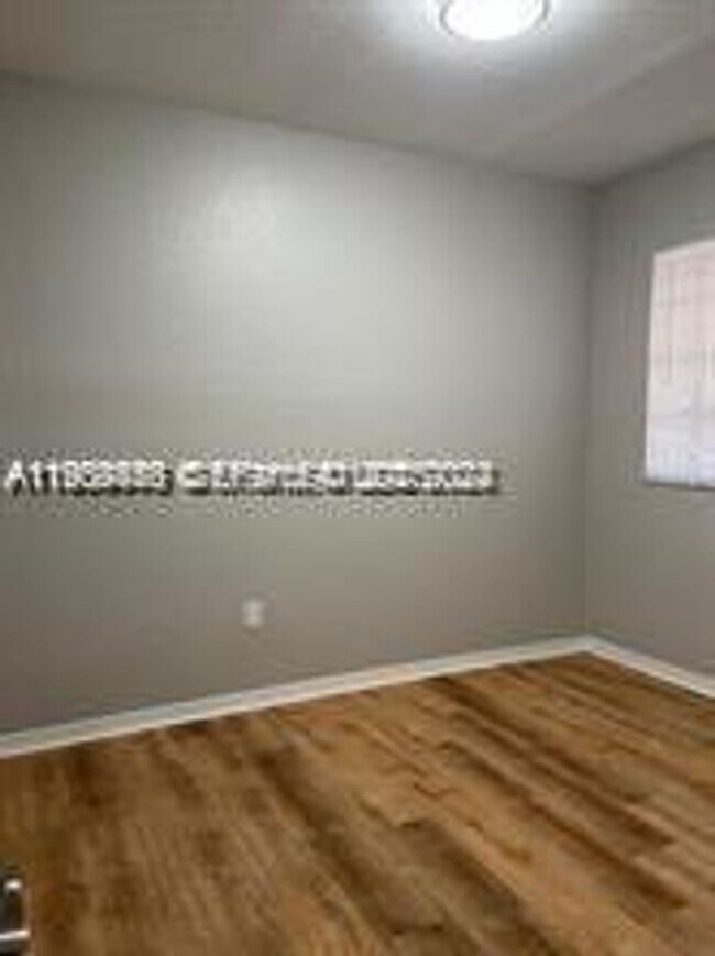 Building Photo - 7542 NW 175th St