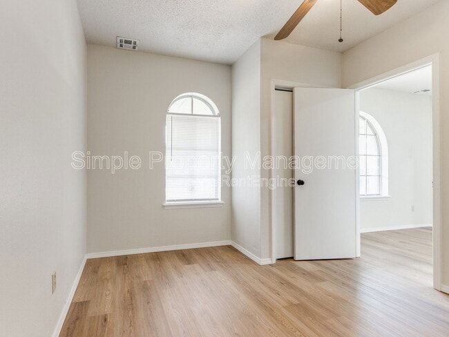 Building Photo - 5816 NW 90th St